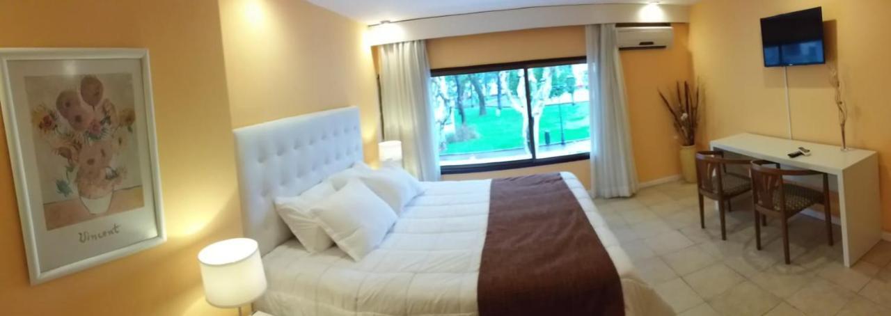 Nuevo Hotel Plaza ミナス エクステリア 写真